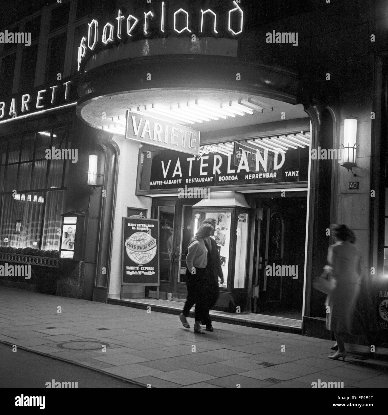 Theatre variete Black and White Stock Photos & Images Alamy