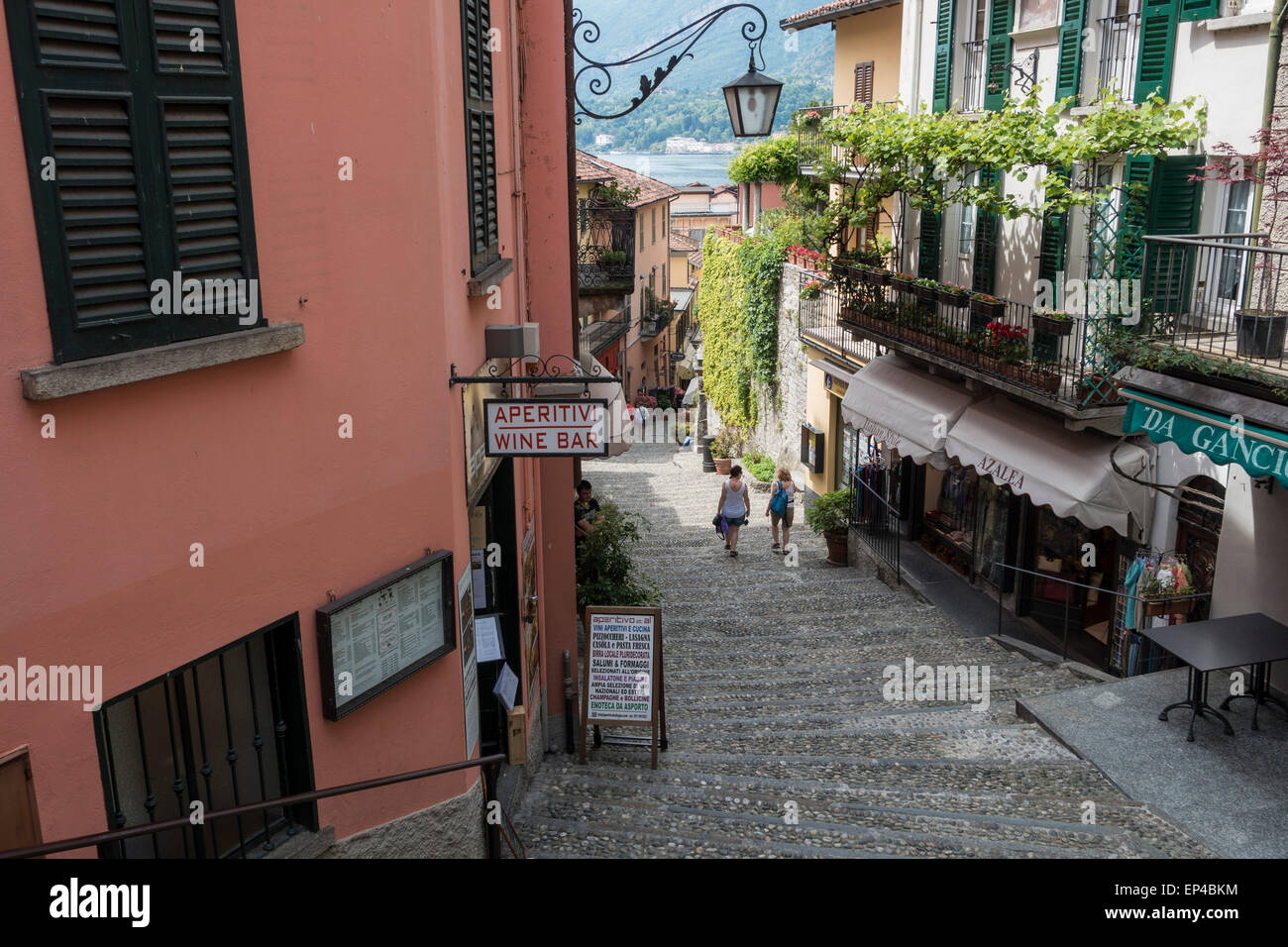 Bellagio italy shopping hires stock photography and images Alamy