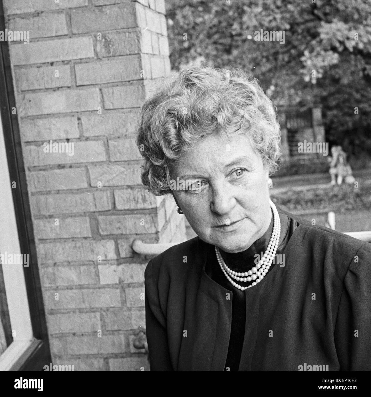 Schauspielerin und Synchronsprecherin Erna Nitter in Hamburg