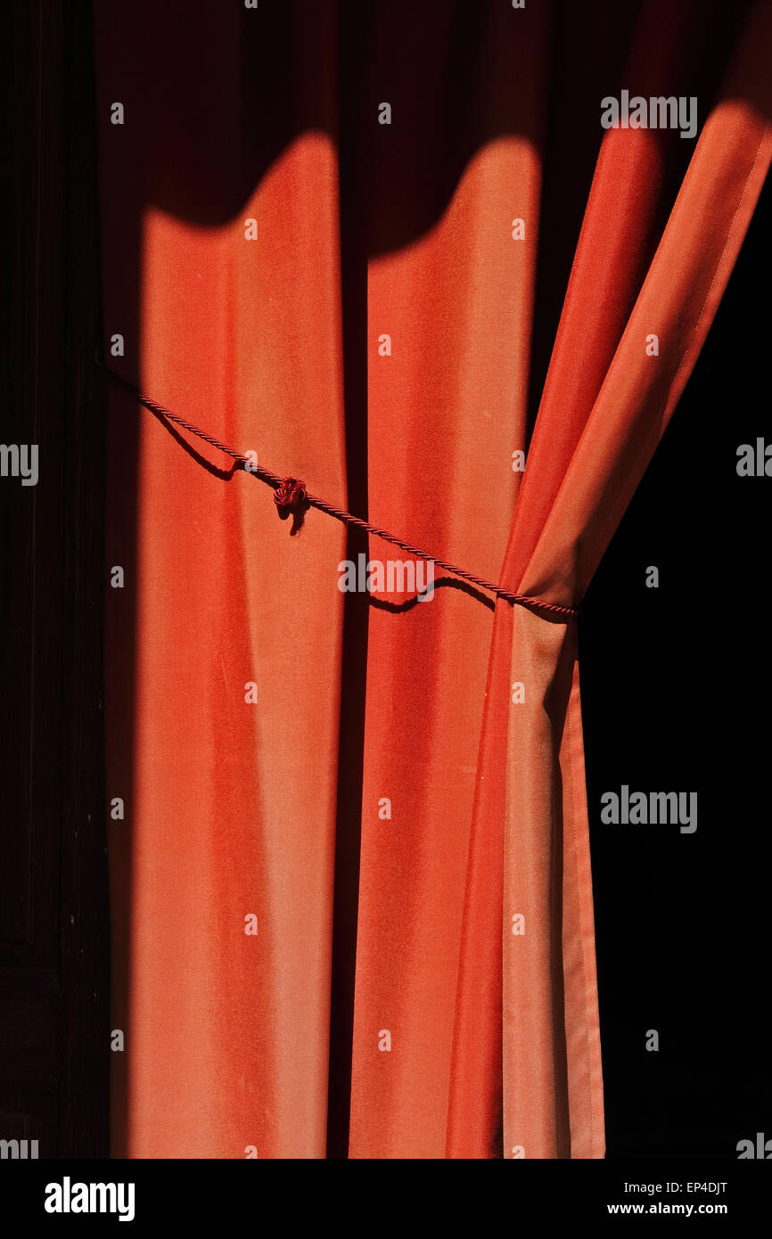 Curtain peep hires stock photography and images Alamy