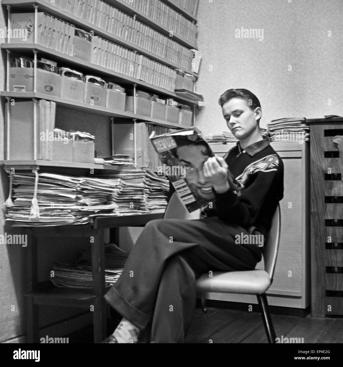 BILDARCHIV intelligence overview