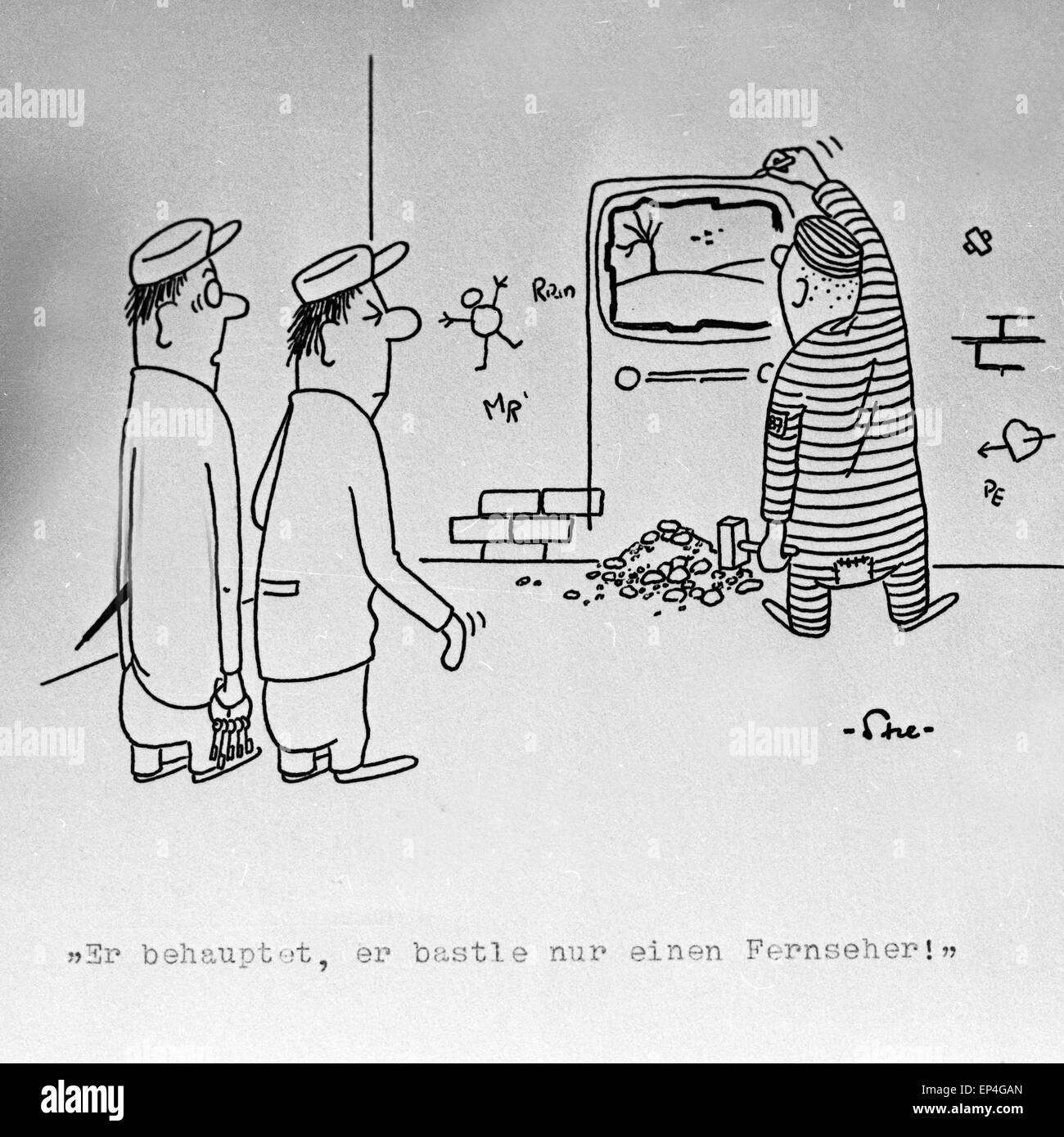 Karikatur: ein Gefangener hat einen Mauerdurchbruch erstellt, Deutschland 1960er Jahre. Cartoon: a prison inmate decorated a wal Stock Photo