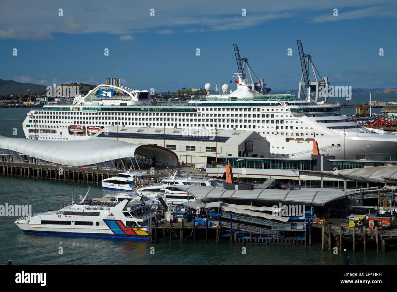 hotels near auckland cruise port