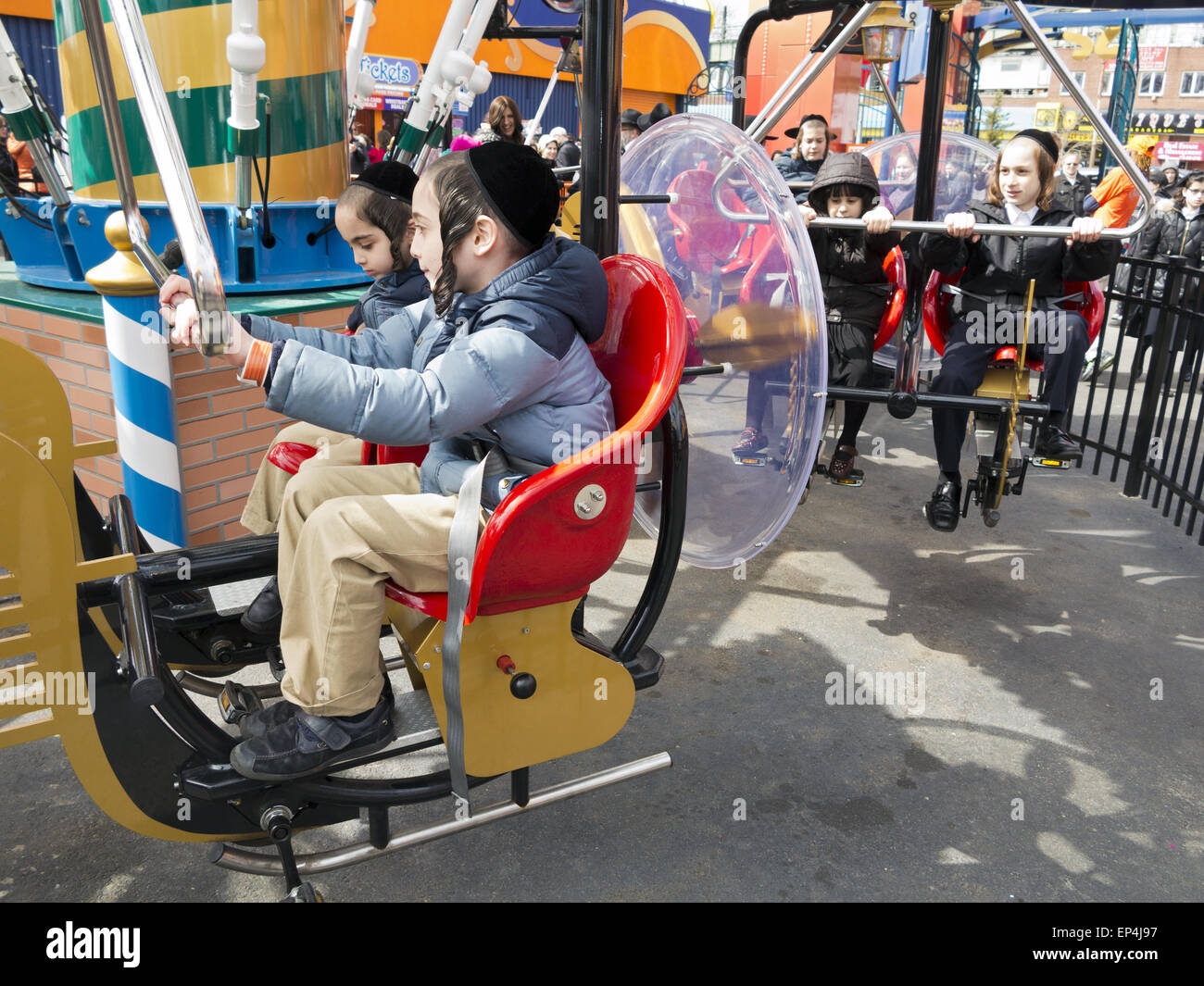 Hasidic jewish children hi-res stock photography and images - Alamy