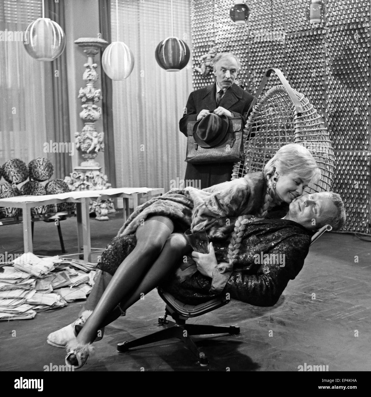 Abendstunde im Spätherbst, Fernsehspiel, Deutschland 1960, Regie: Rudolf Noelte, Darsteller: Ernst Schröder (rechts), Friedrich Stock Photo