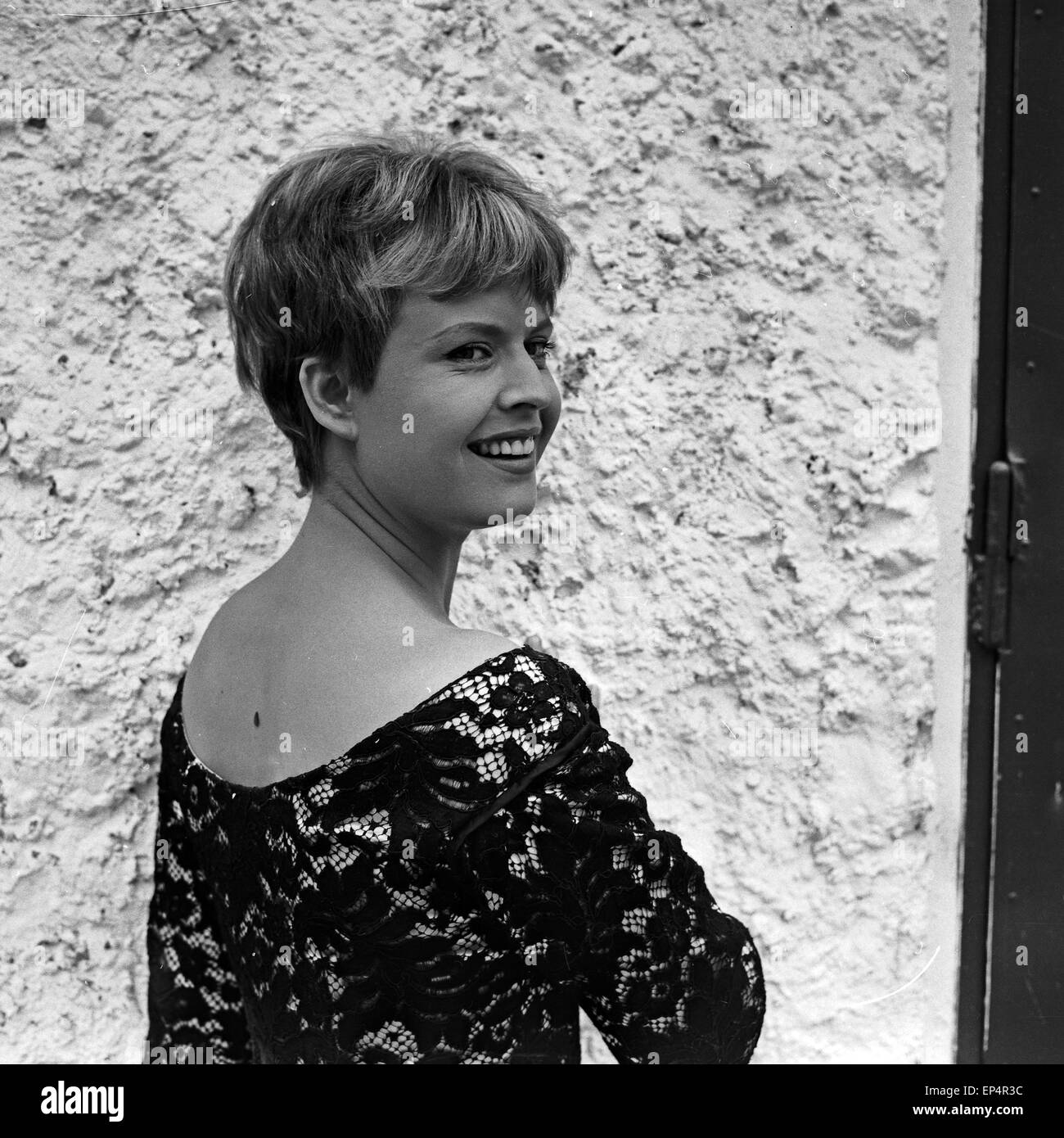 Die große Show zu Silvester 1961/62  des NDR, Gaststar: Sängerin Nina Westen, Deutschland 1960er Jahre. The great entertainment Stock Photo
