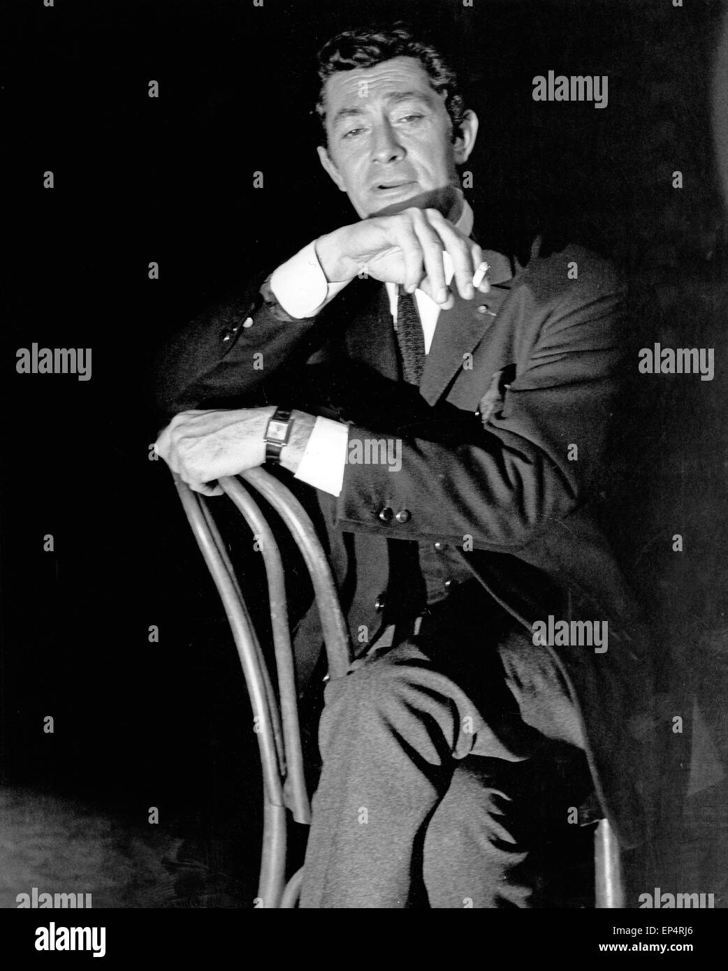 Jean Claude Pascal, französischer Schauspieler und Sänger, in Deutschland  1970. French actor and singer Jean Claude Pascal, Germany 1970 Stock Photo  - Alamy