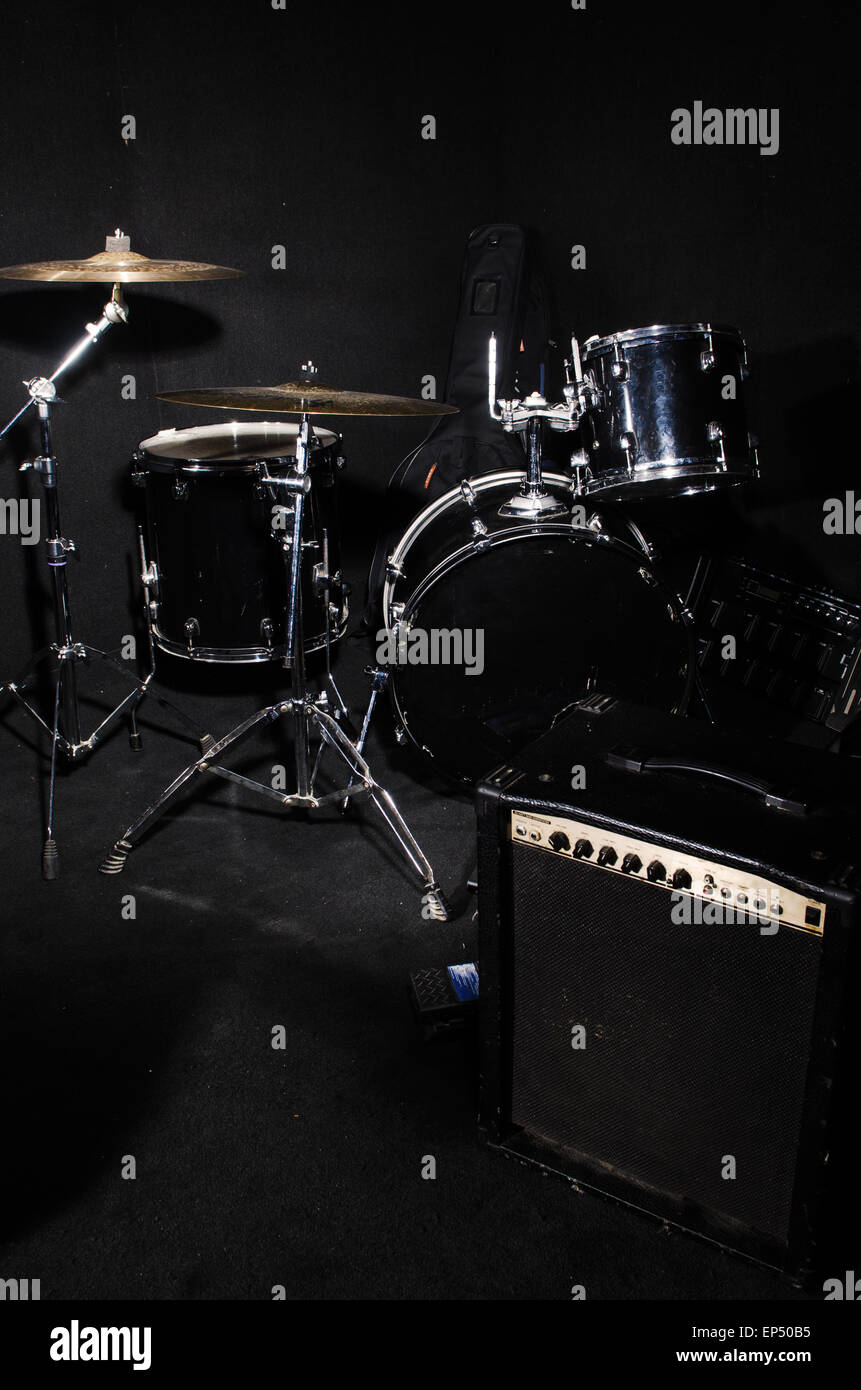 Set of musical instruments during concert Stock Photo - Alamy