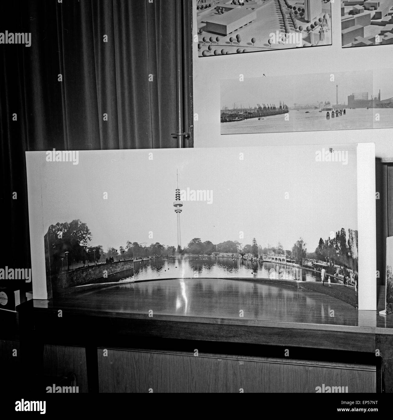 Fotomontage bei der Ideenfindung zur Planung zum Bau des Fernmeldeturms in Hamburg, Deutschland 1960er Jahre. Photo composition Stock Photo