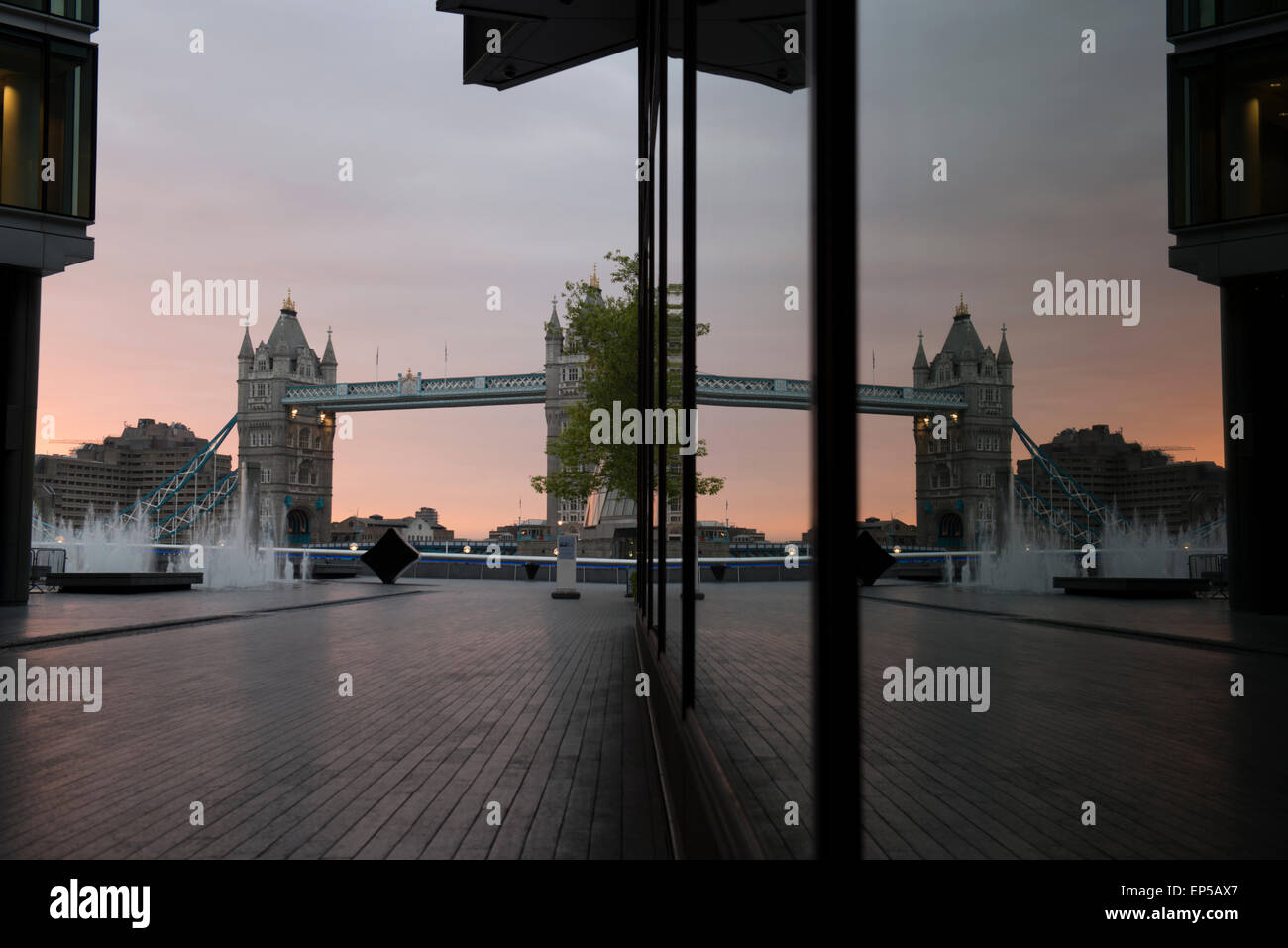 [Tower Bridge] london. credit: LEE RAMSDEN / ALAMY Stock Photo