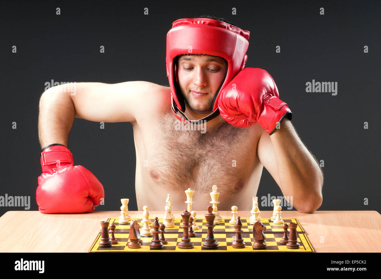 388 Chess Boxing Stock Photos, High-Res Pictures, and Images - Getty Images