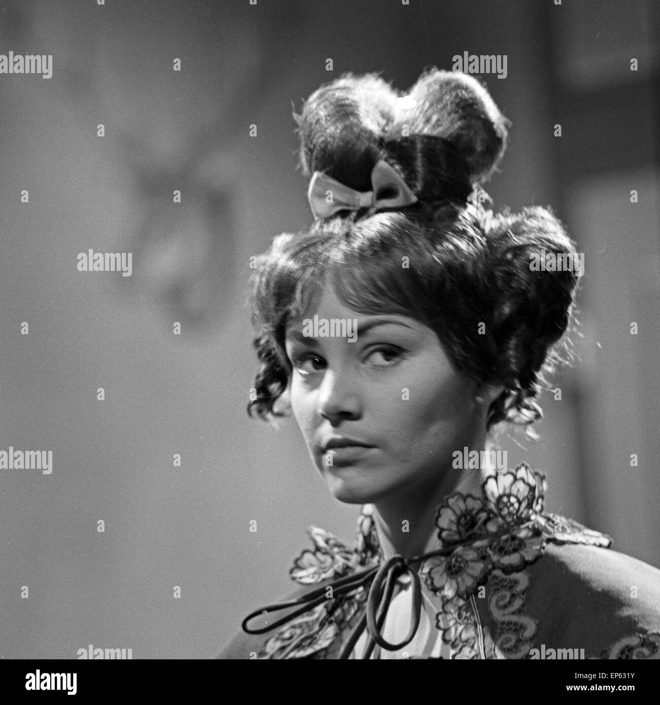 Die Zaubergeige, Fernsehspiel, Deutschland 1963, Regie: Wolfgang Liebeneiner, Szenenfoto Stock Photo