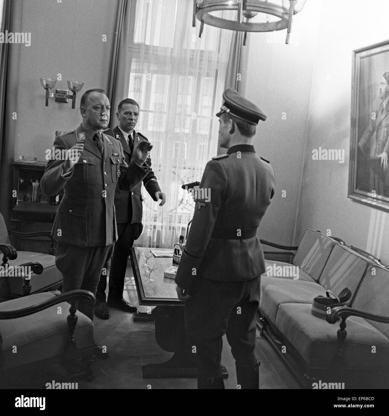 Episode 'Der Fall Nebe' aus der ZDF Fernsehserie 'Das Kriminalgericht', Deutschland 1964, Regie: Georg Tressler, Szenenfoto Stock Photo