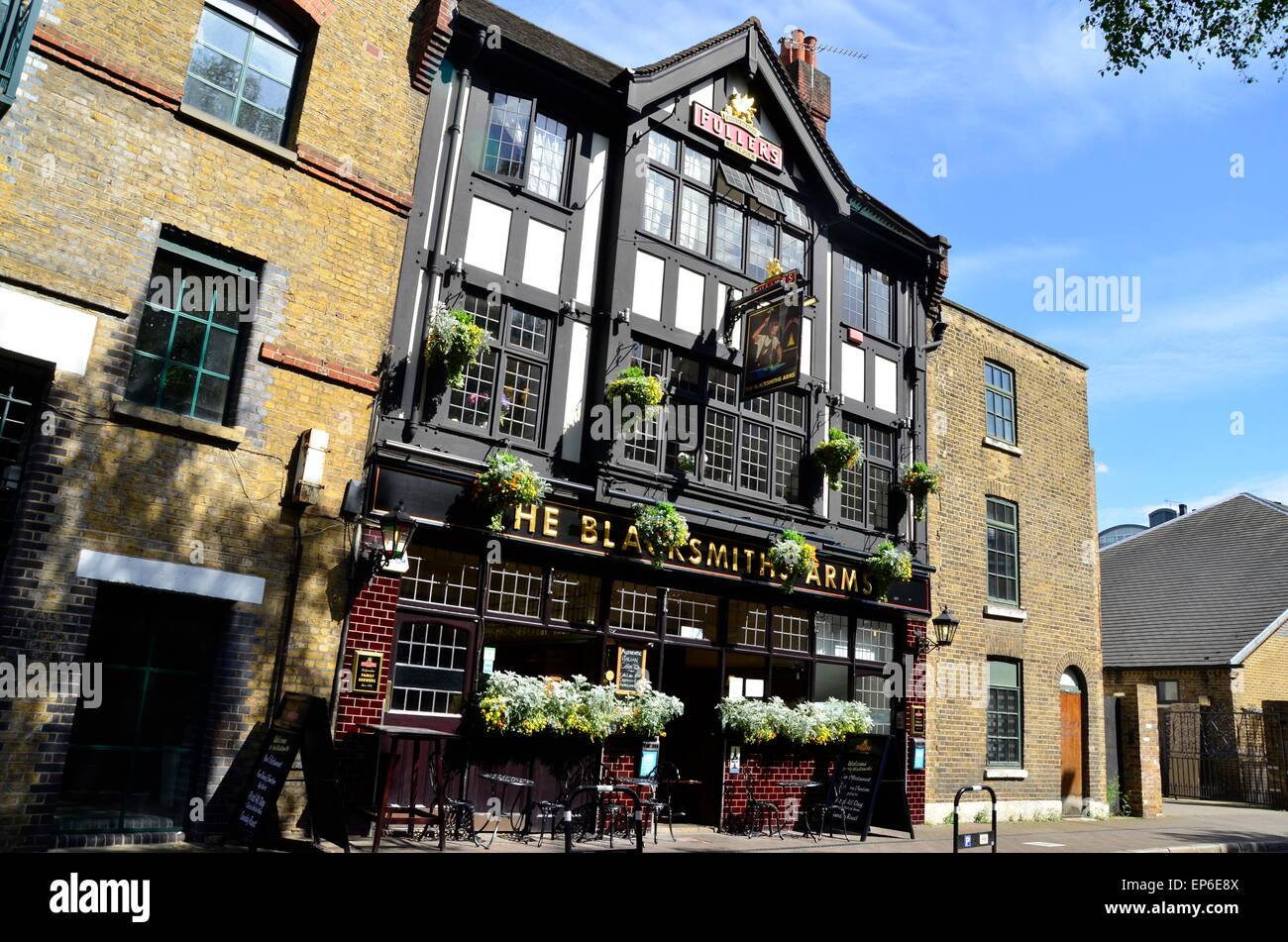 The Blacksmiths Arms pub, Rotherhithe Street, Rotherhithe, London, England, UK, SE16 Stock Photo