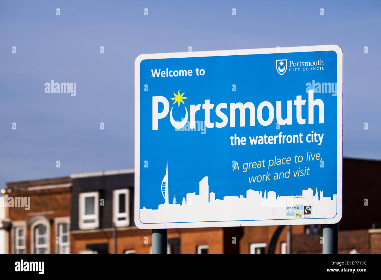 to Portsmouth sign Portsmouth, England, U.K Stock Photo Alamy