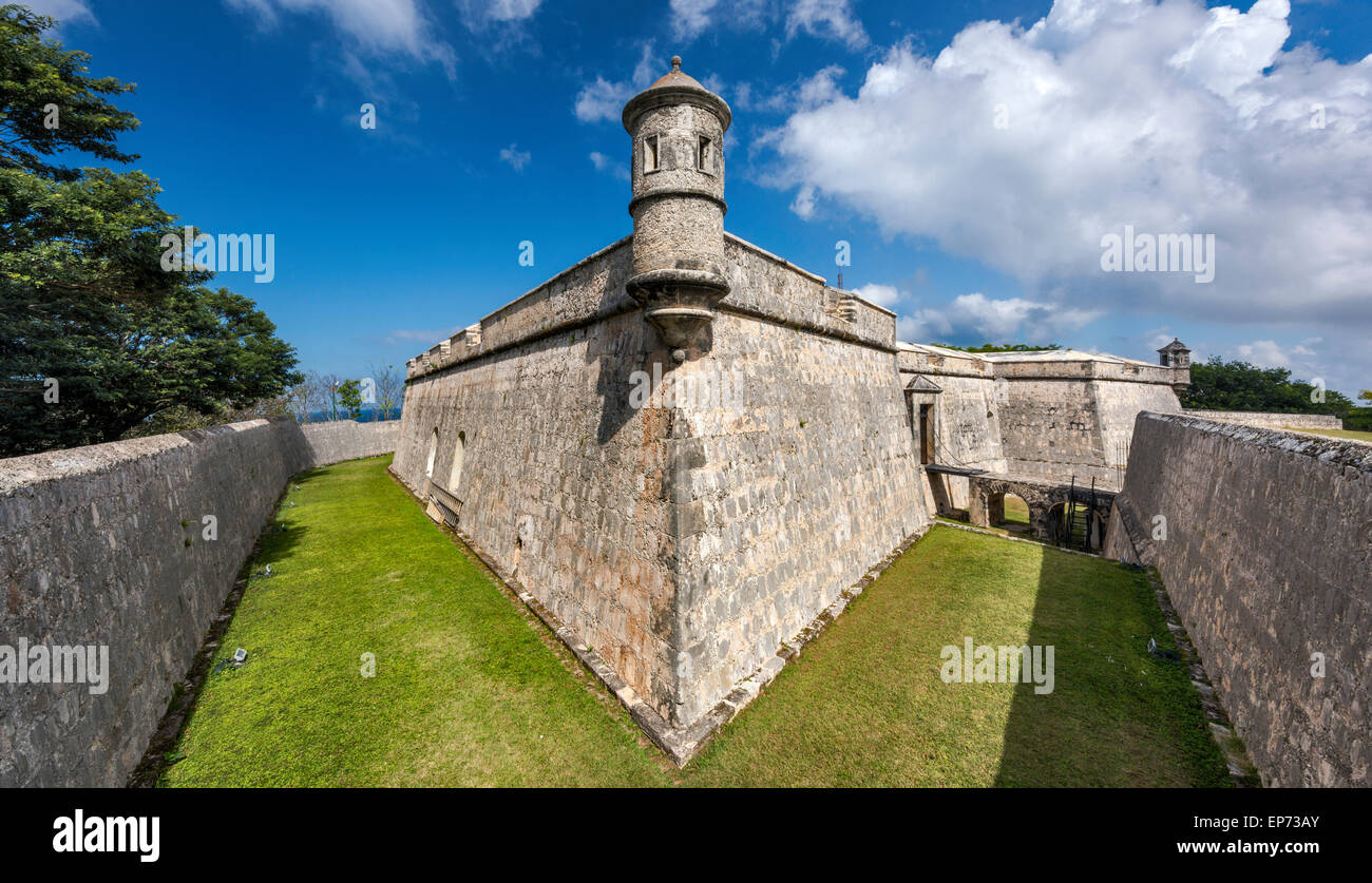 Turret at defensive wall over dry moat at Fuerte de San Miguel in Campeche, Yucatan Peninsula, Mexico Stock Photo