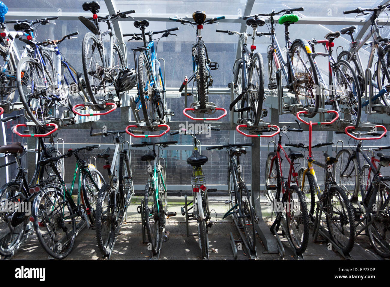 Two level bicycle parking at Euston Station, London, England Stock Photo Alamy