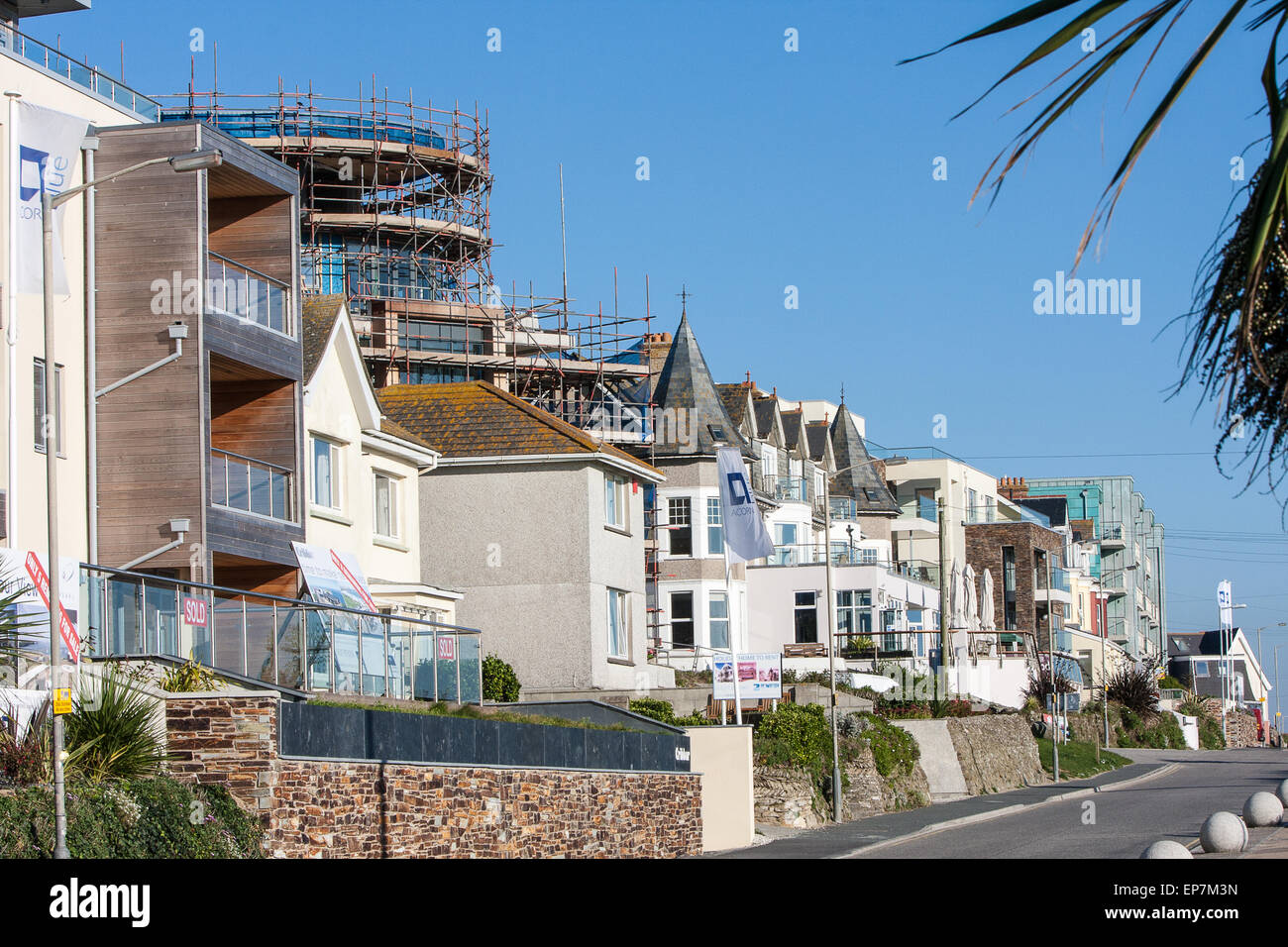 Apartments and new apartment development projects on Headland Road in