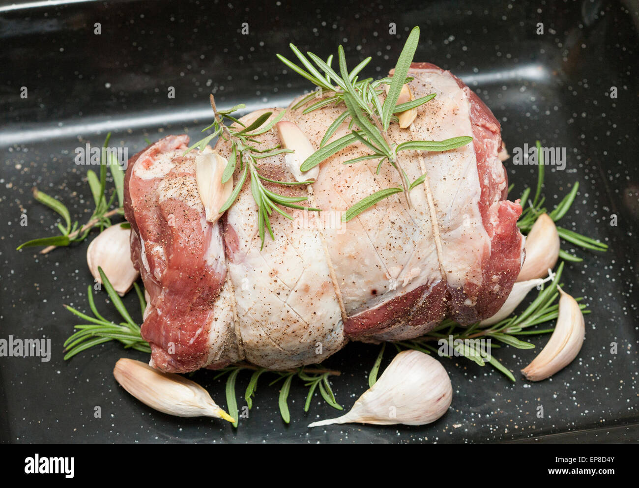 Lamb shoulder hi-res stock photography and images - Alamy