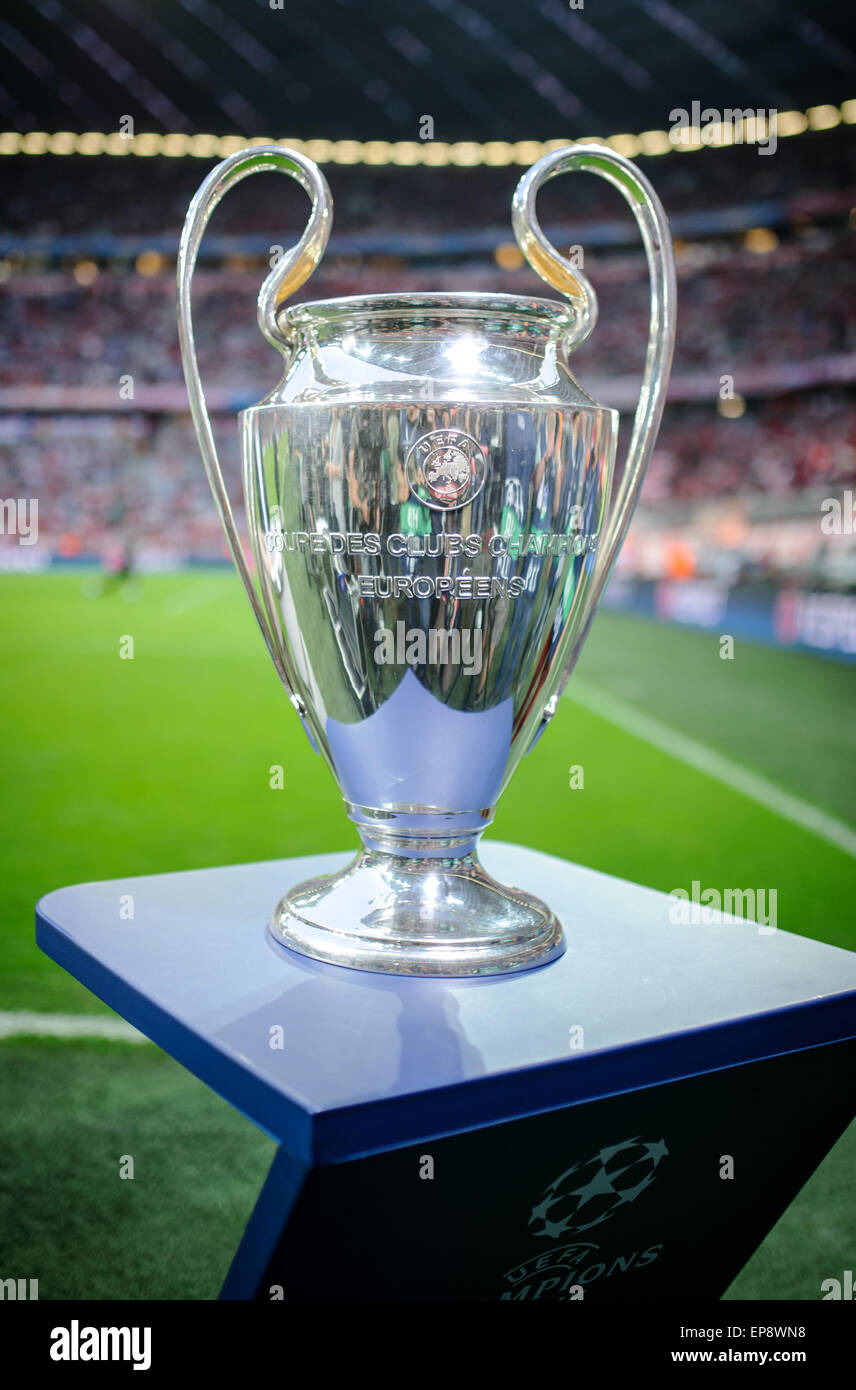 Champions league trophy hi-res stock photography and images - Alamy