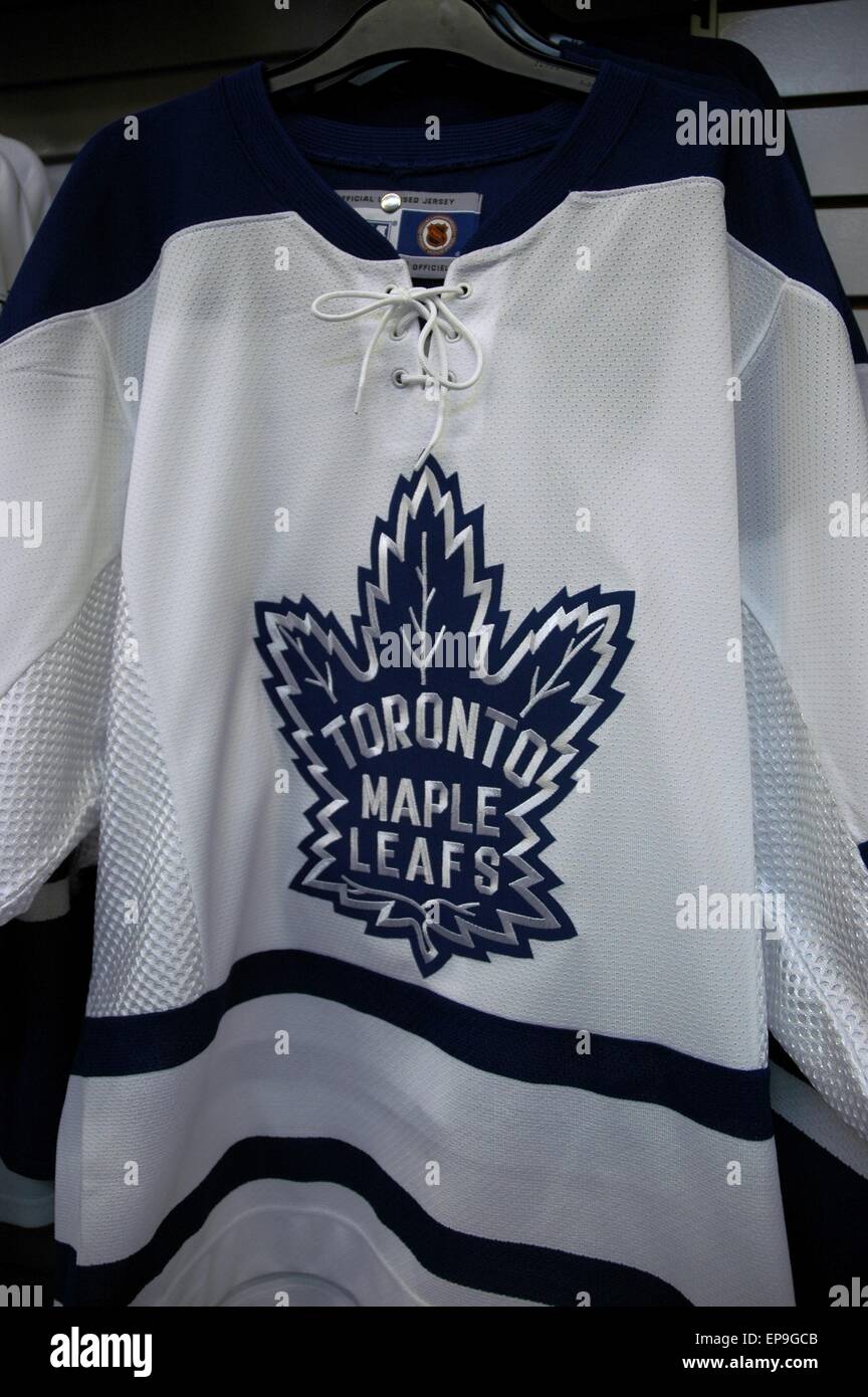 Toronto, Canada: Maple Leafs hockey team uniforms sold in a shop Stock  Photo - Alamy