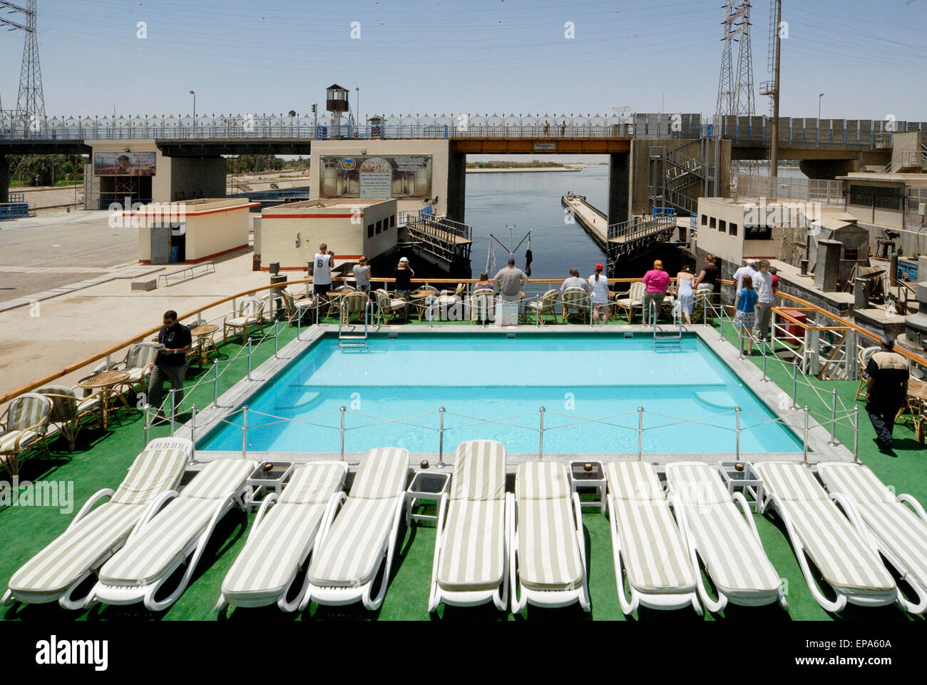Cruise ship passing through Esna lock on the Nile Stock Photo Alamy