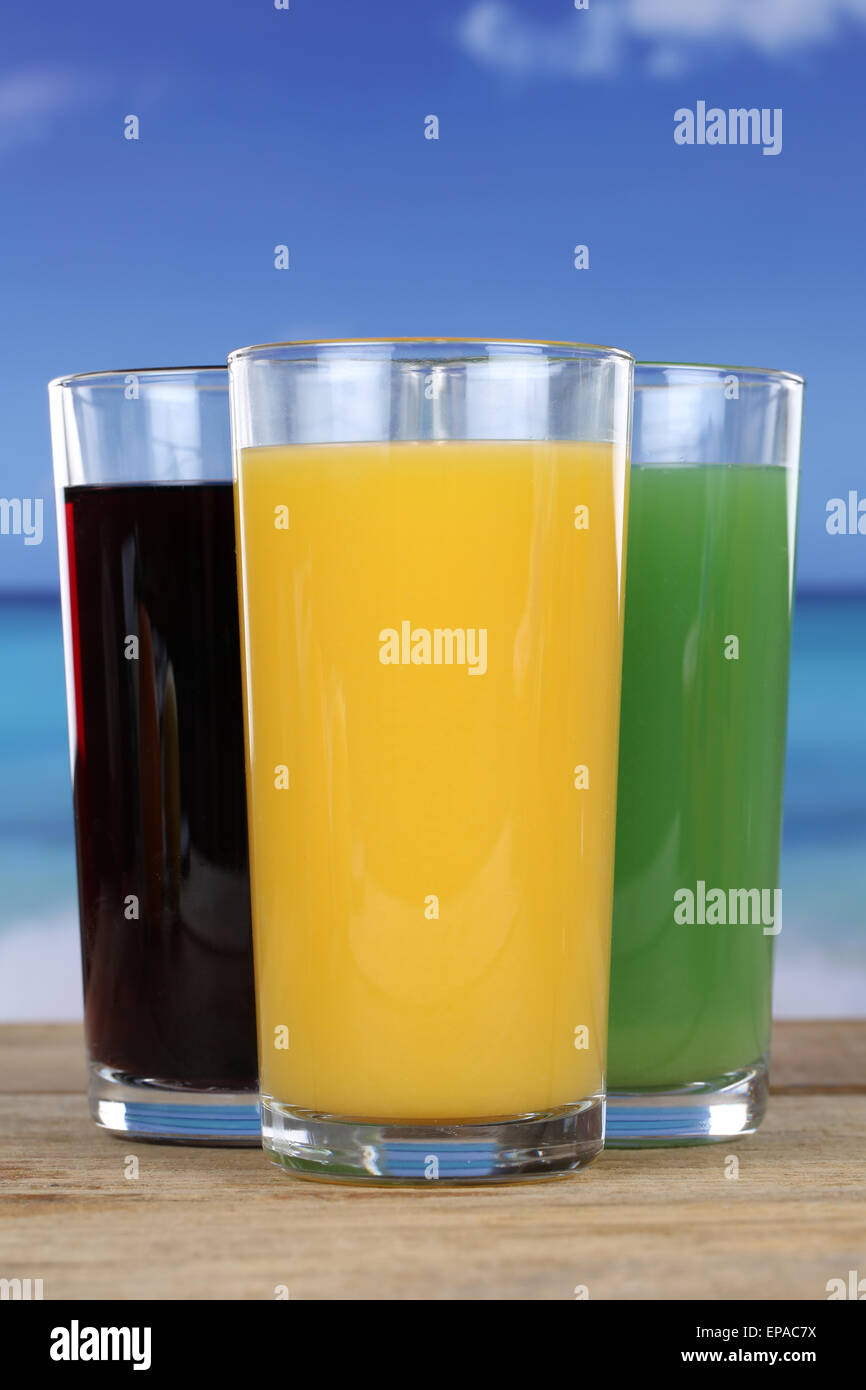 Bunte S├ñfte in Gl├ñsern Stock Photo