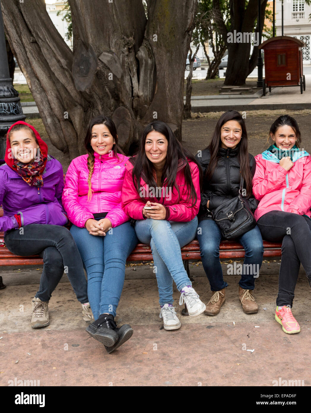 women in costa rica