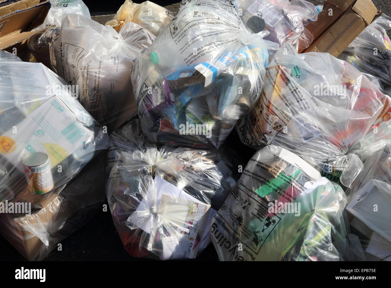 Domestic rubbish collection hires stock photography and images Alamy