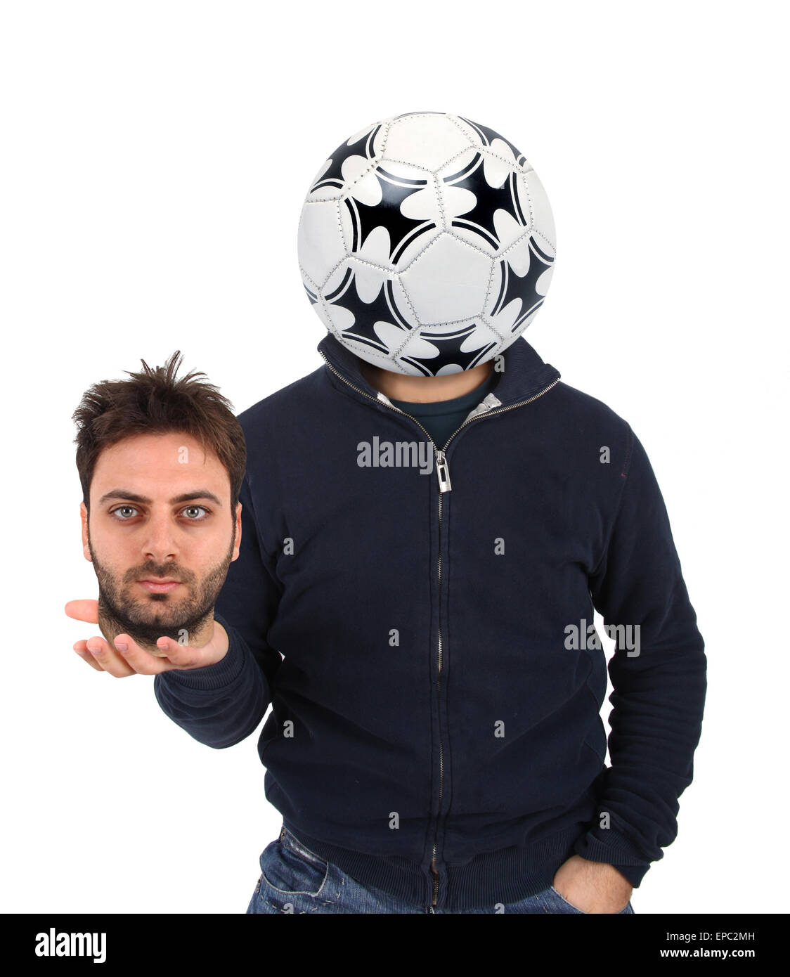 Мяч попал в голову. Футбольный мяч на голове. Стрижек футбольный меч. Роналдо мяч роналдо. Узоры для стрижки для мальчиков.