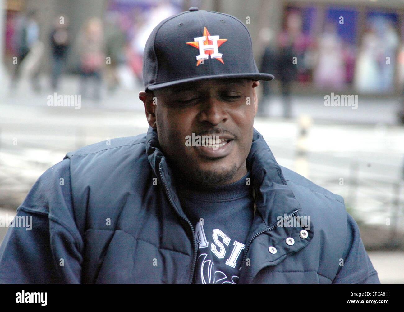 Sheek Louch arriving for the Jordan Celebrates Derek Jeter Party