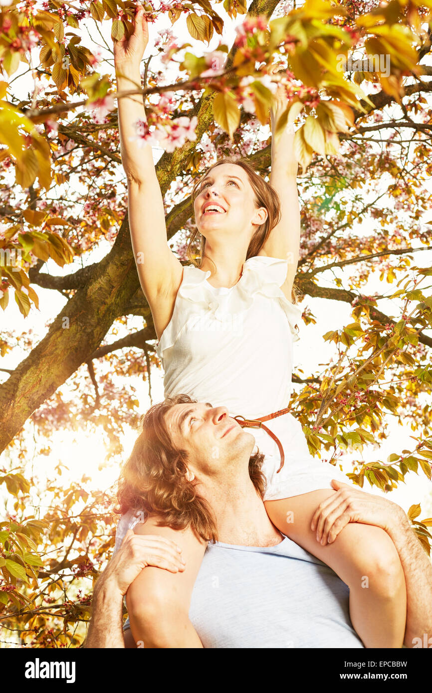 Couple romantic hi-res stock photography and images - Alamy