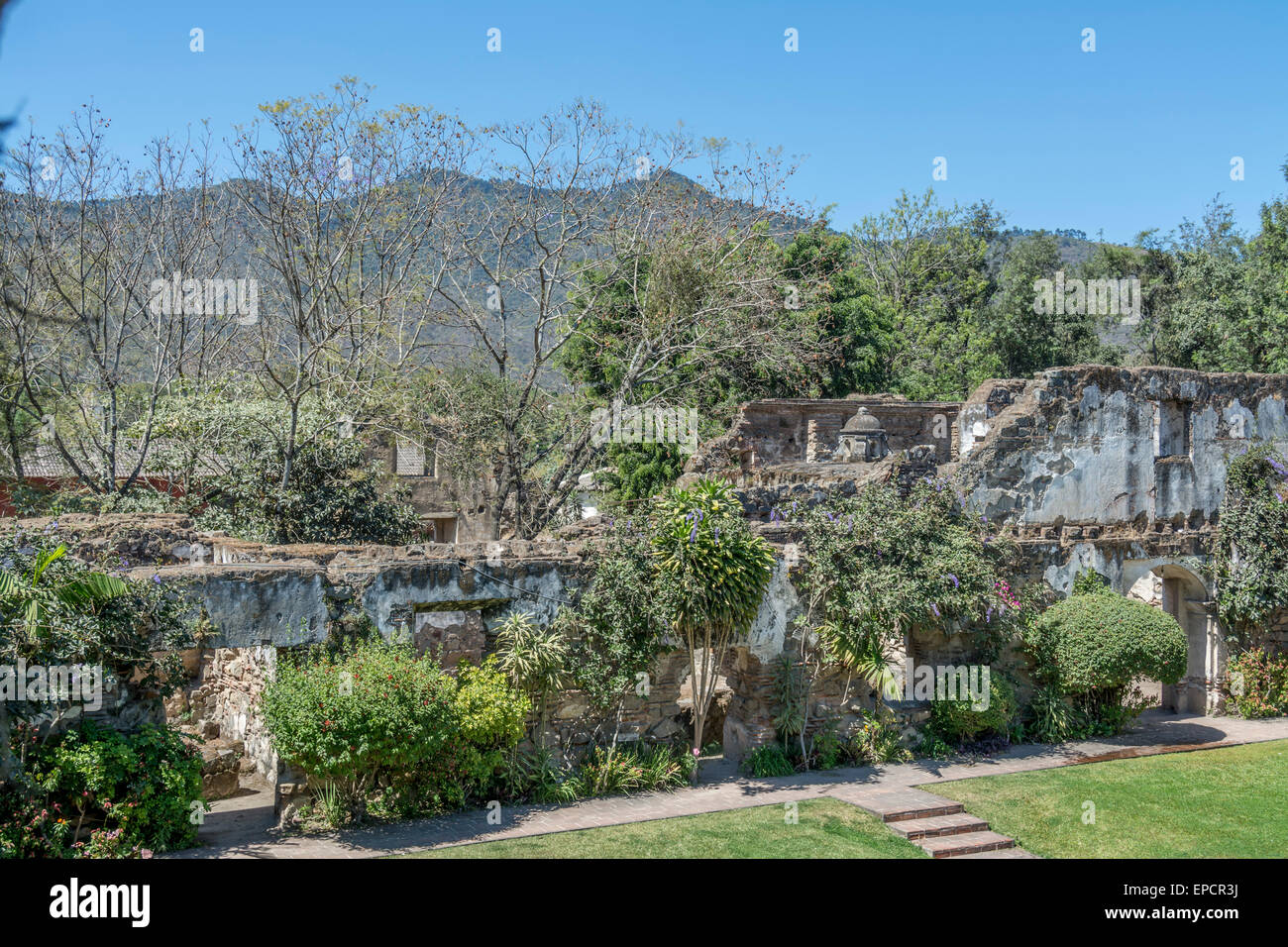 Ruinas de San Jeronimo or Ruins of the San Jeronimo Church and School