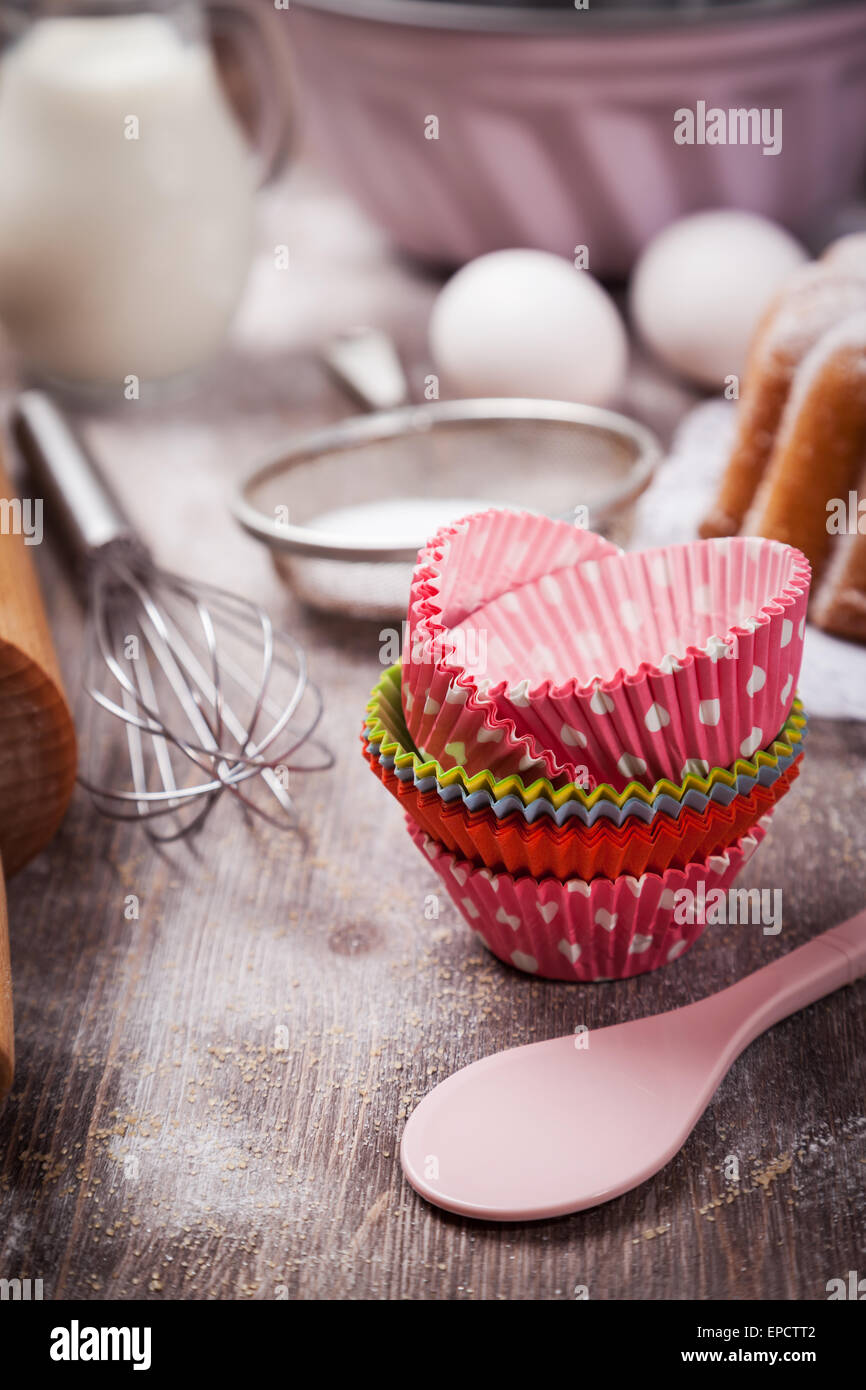 Baking utensils with marble cake Stock Photo Alamy
