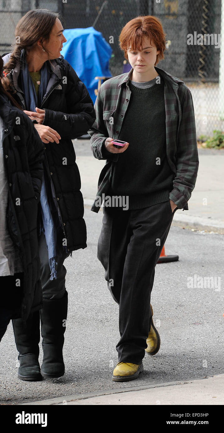 Elle Fanning shooting on location a scene on the set of her upcoming ...