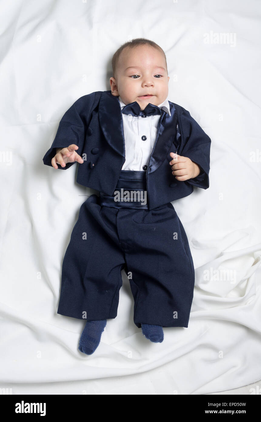 Page 5 - Boy Wearing Bow Tie High Resolution Stock Photography and Images -  Alamy