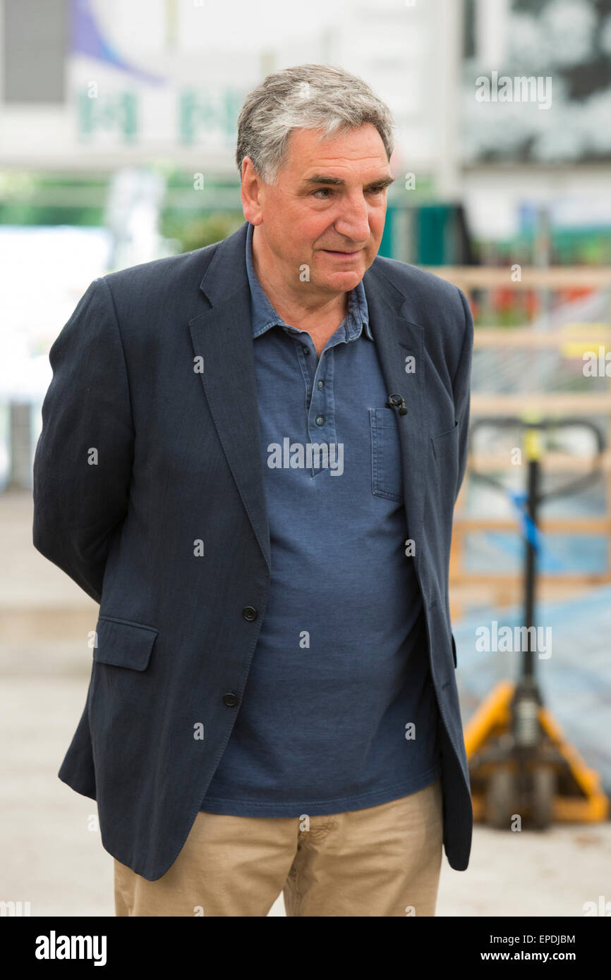 Jim carter stands hi-res stock photography and images - Alamy