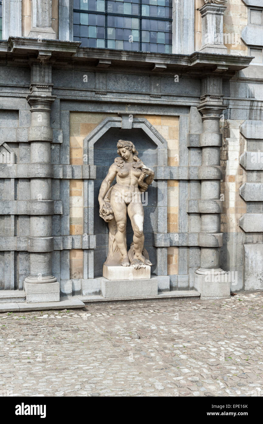 Statue de peter paul rubens hi-res stock photography and images - Alamy