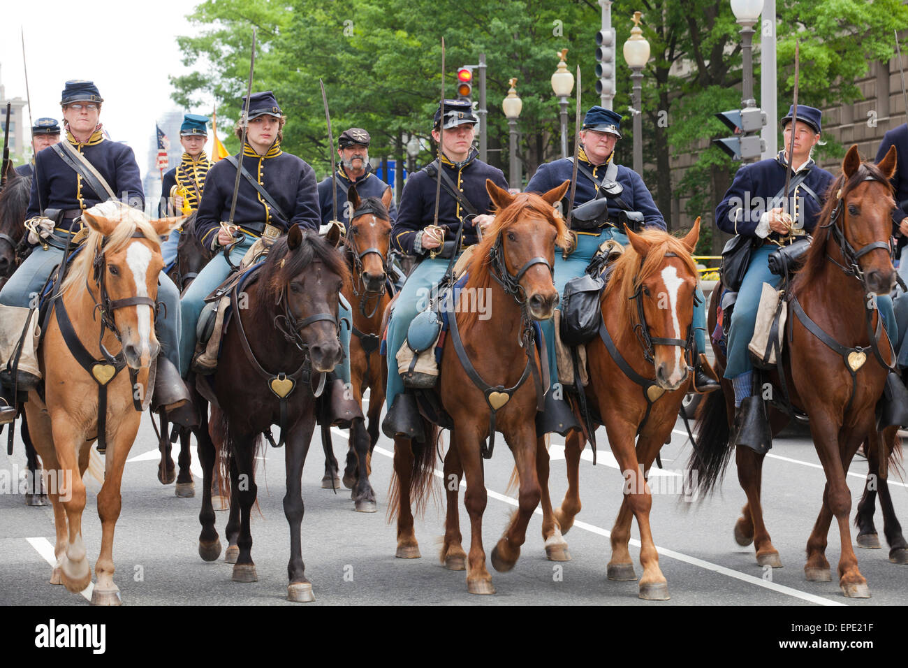 Washington, DC, USA. 17th May, 2015. Thousands of Civil War reenactors ...