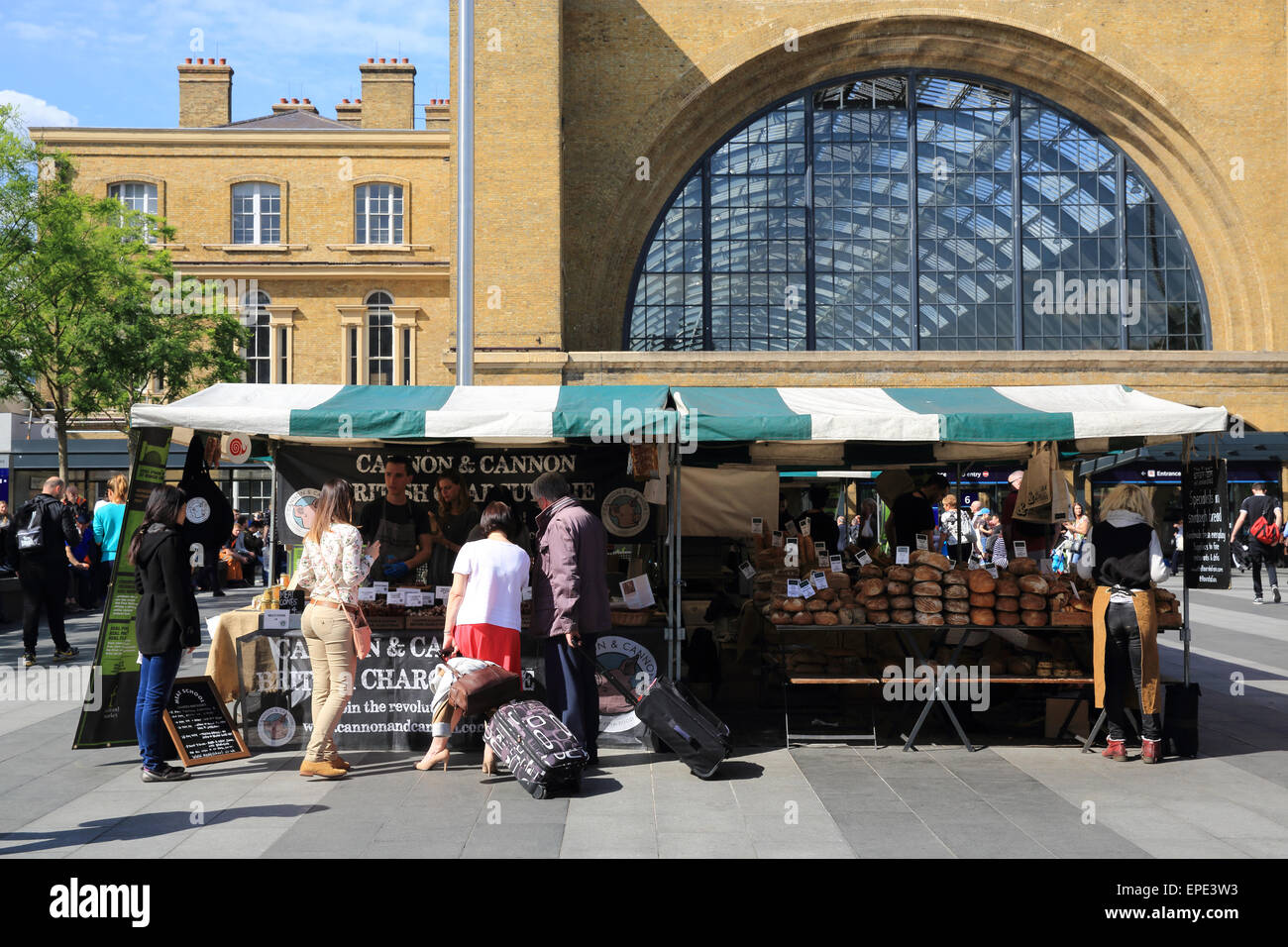 The Real Food Market on Kings Cross Square in front of the train