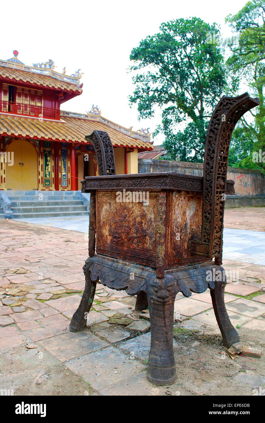 Temple gateway, the Imperial Citadel, Hue, Vietnam Stock Photo