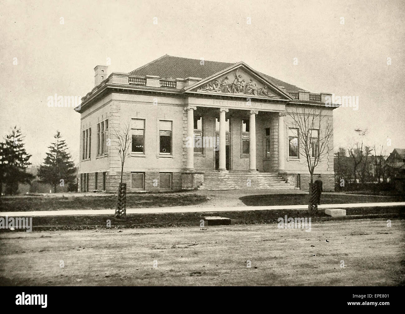 Carnegie Free Public Library New Brunswick, NJ, circa 1905 Stock
