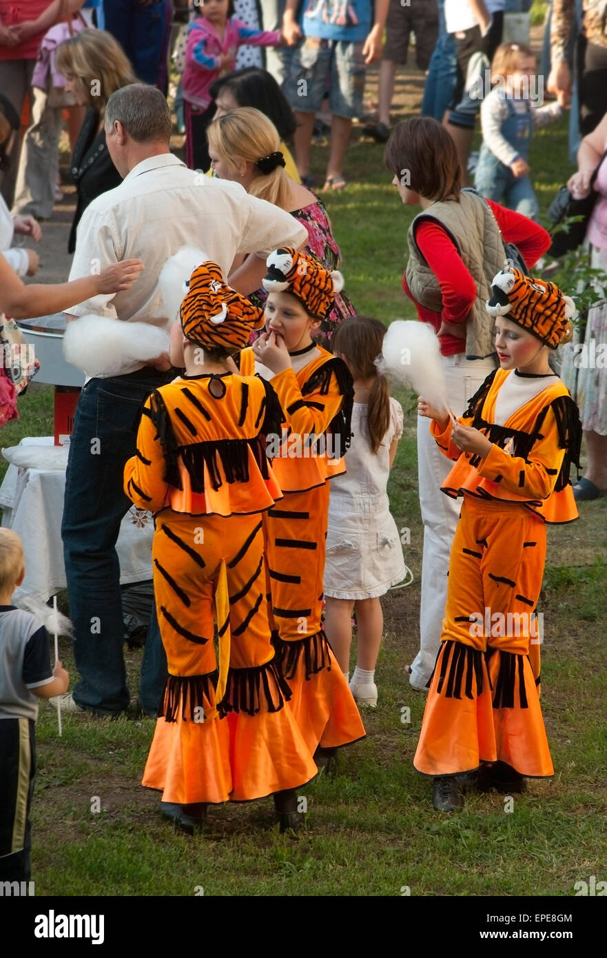 Costume costumes outfit outfits hi-res stock photography and images - Alamy