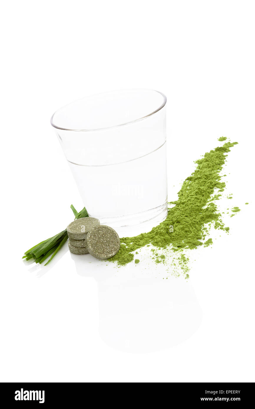 Spirulina; chlorella and wheatgrass. Green food supplement. Green effervescent pills; wheatgrass