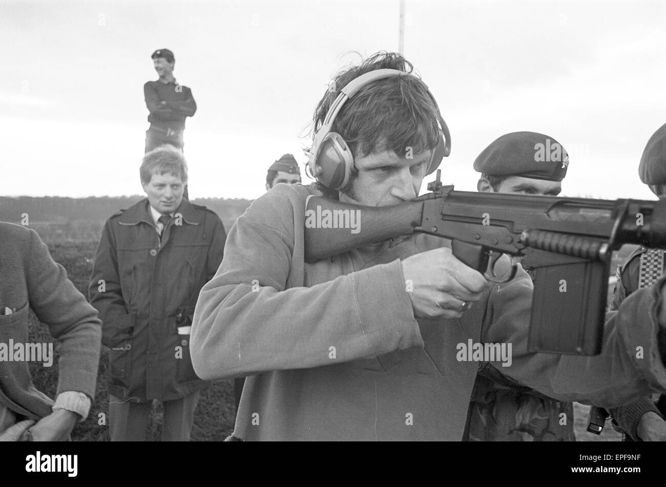Southampton FC Players, holders of the FA Cup, tried their hands at a different sort of shooting when they paid a visit to the Royal Anglian Regiment, on Salisbury Plain, Thursday 25th November 1976. Mick Channon. Stock Photo
