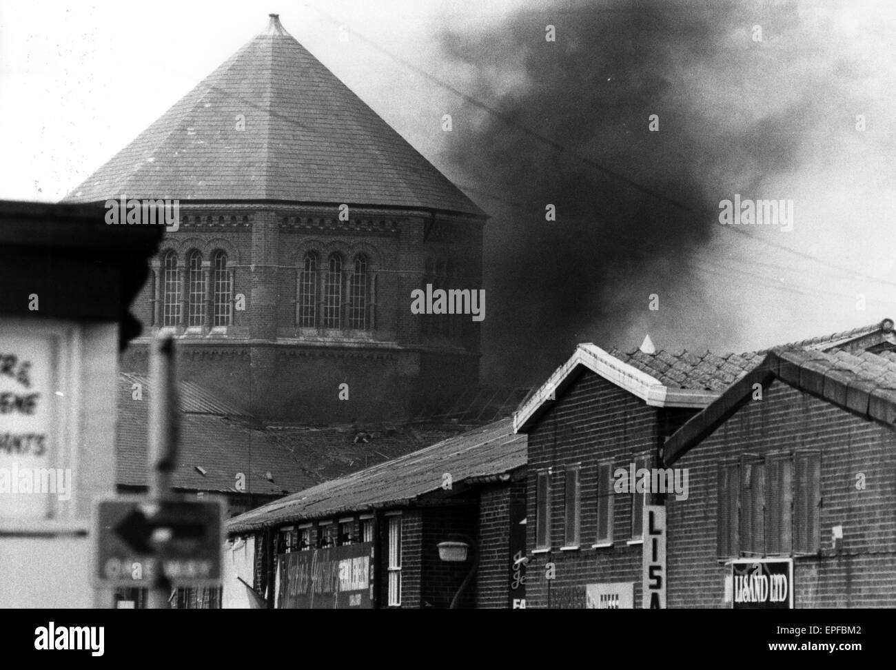 Strangeways Prison Riot 1st April 1990. A 25-day prison riot and rooftop protest at Strangeways Prison in Manchester, England. The riot began on the 1st April 1990 when prisoners took control of the prison chapel, and the riot quickly spread throughout mo Stock Photo