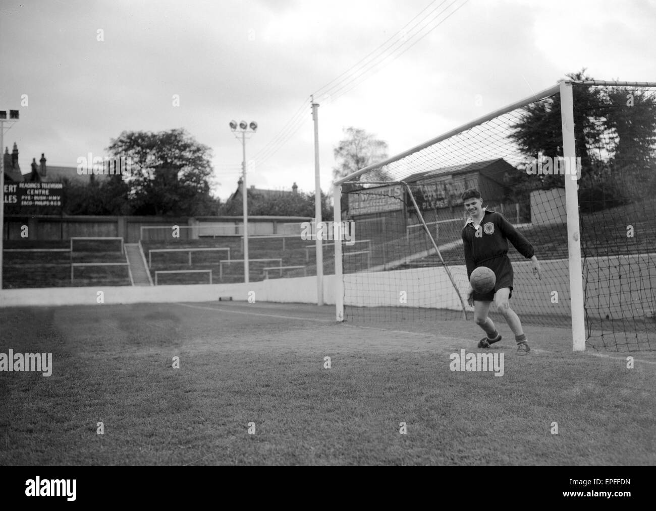 Scottish International Football Players, in team training session for Scotland, 14th October 1954. Stock Photo