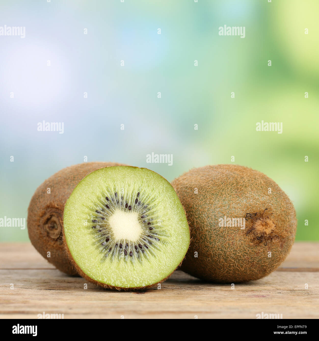 Gesunde Kiwi Frucht mit Textfreiraum Stock Photo