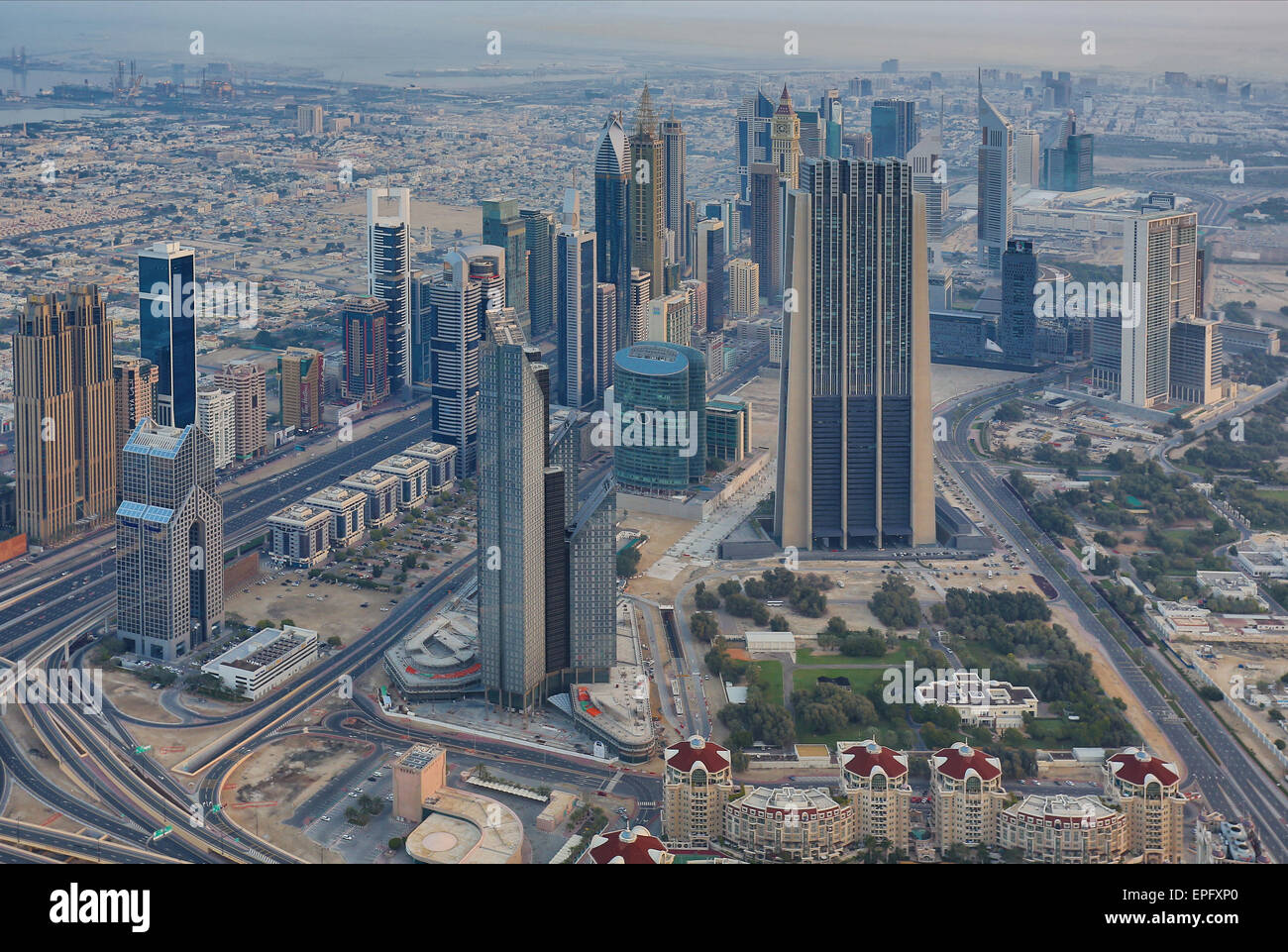 Dubai Sheikh Zayed Road Stock Photo - Alamy