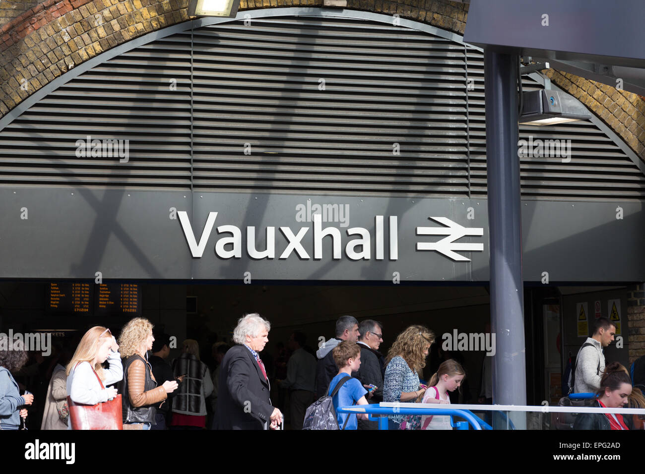 Vauxhall Cross railway station, Vauxhall London Stock Photo 82716997